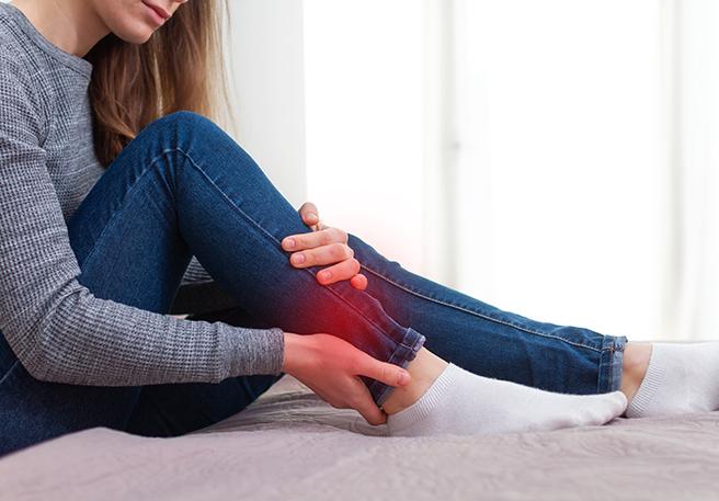 Die Frequenz für Wadenkrämpfe nimmt mit dem Alter zu